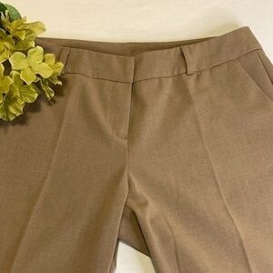 New York & Company Women’s Tan Cuffed Hem Dress Pants, Size 6 petite.
